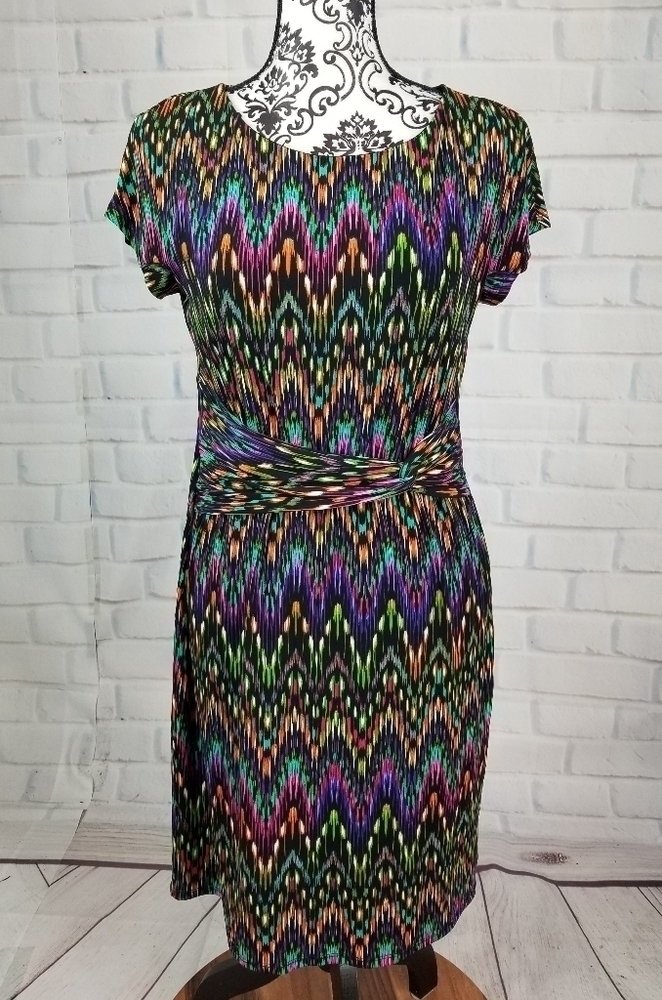 Ellen Tracy short sleeve geo print size 89 dress